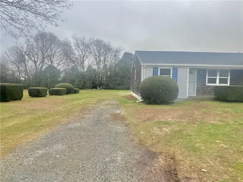 19 Ethel Drive Portsmouth RI 02871