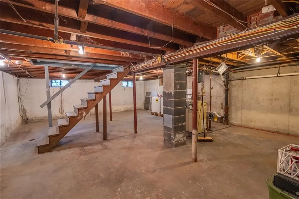 105 Fordson Avenue Cranston RI 02910