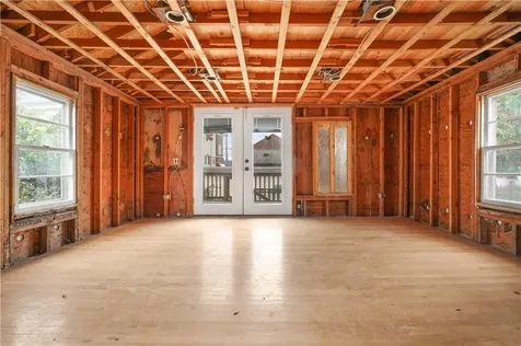 115 Market Street Warren RI 02885