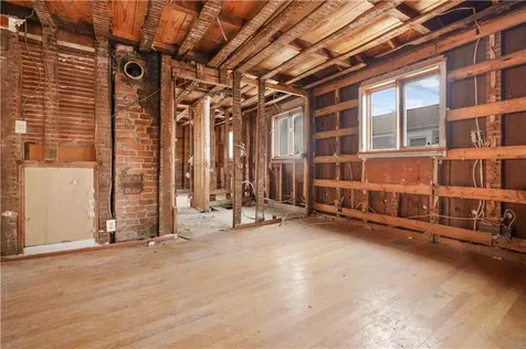 115 Market Street Warren RI 02885