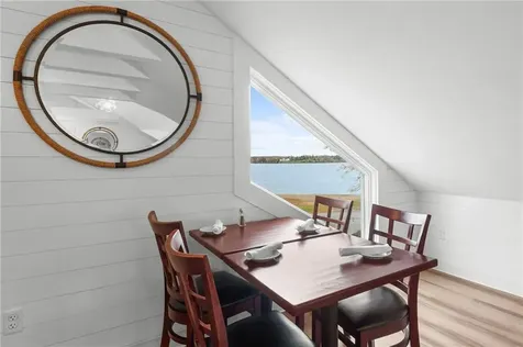 15 Point Road Portsmouth RI 02871