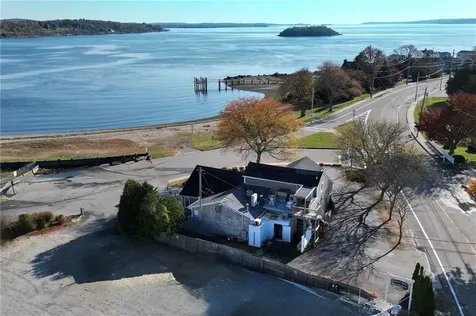 15 Point Road Portsmouth RI 02871