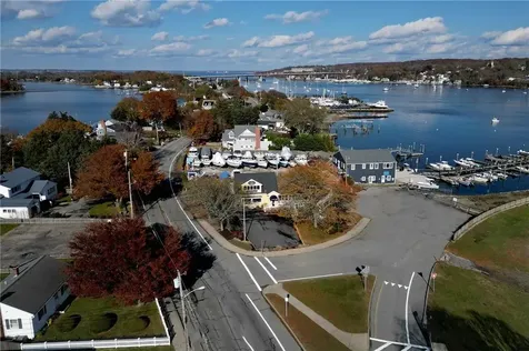 15 Point Road Portsmouth RI 02871