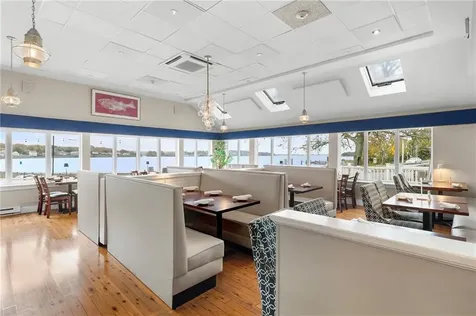 15 Point Road Portsmouth RI 02871