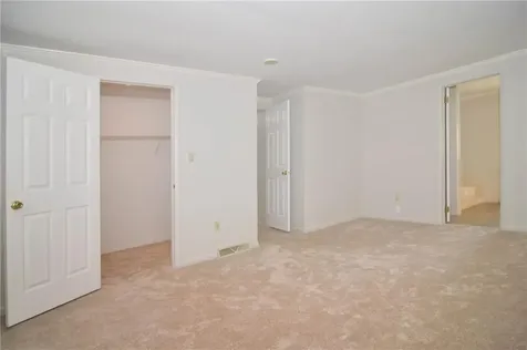 131 Little Pond Road South Kingstown RI 02879