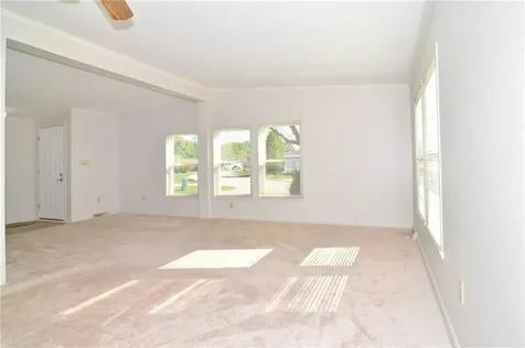 131 Little Pond Road South Kingstown RI 02879