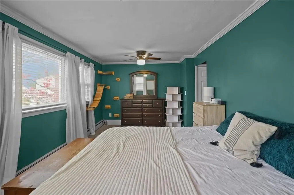 109 Arlington Street East Providence RI 02914