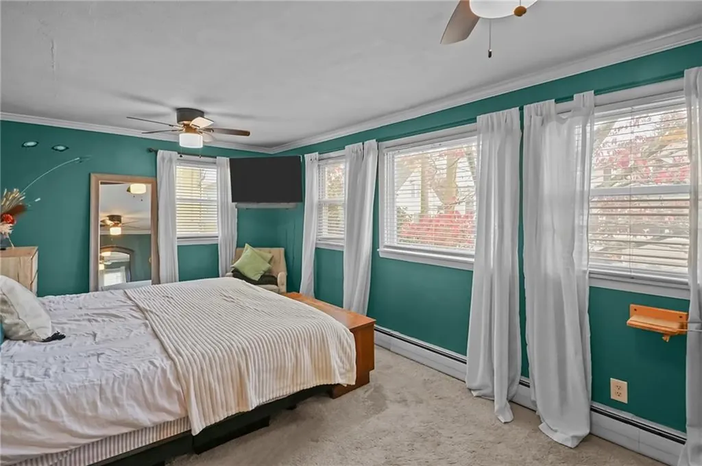 109 Arlington Street East Providence RI 02914