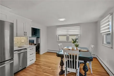 109 Arlington Street East Providence RI 02914