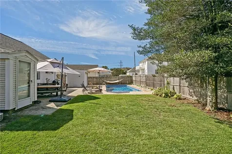 109 Arlington Street East Providence RI 02914