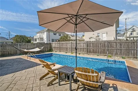 109 Arlington Street East Providence RI 02914