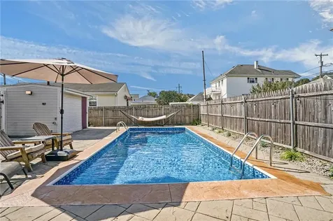 109 Arlington Street East Providence RI 02914