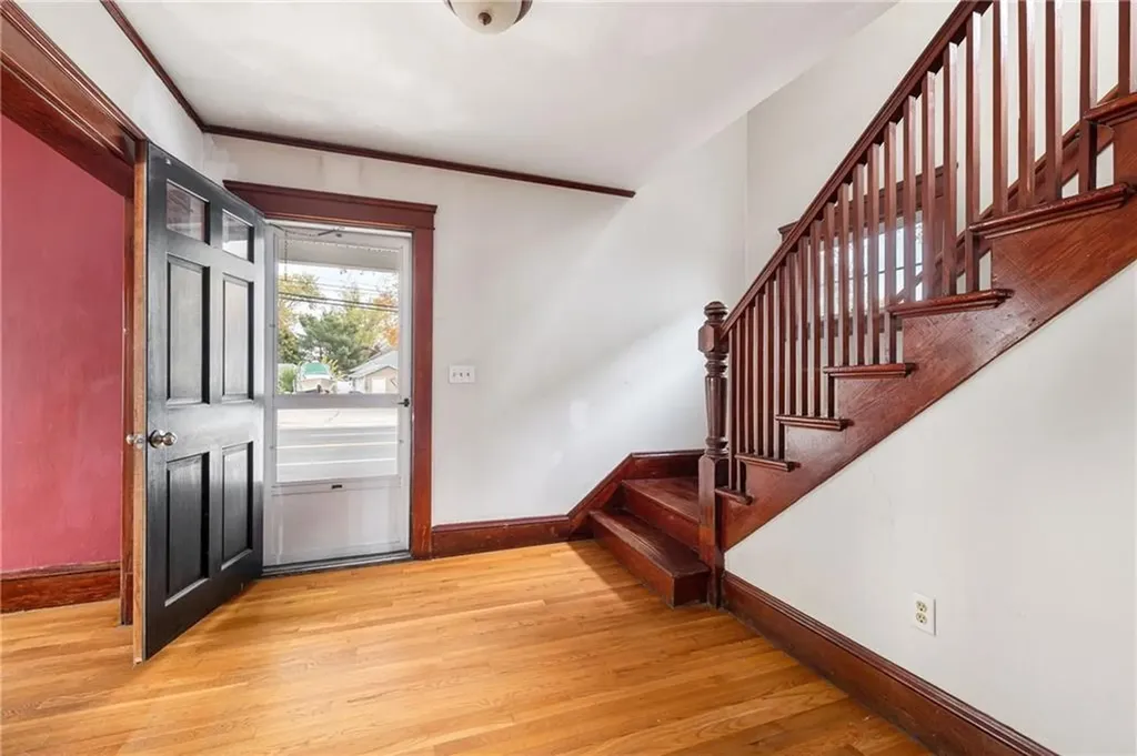 845 Warwick Avenue Warwick RI 02888