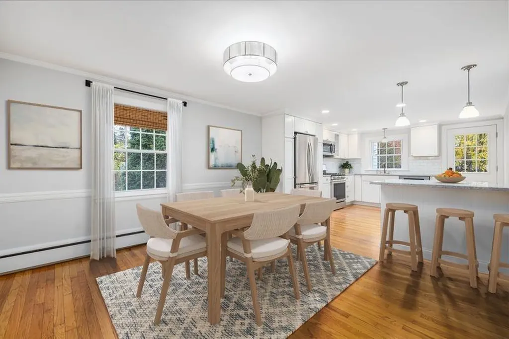 33 Melrose Avenue Barrington RI 02806
