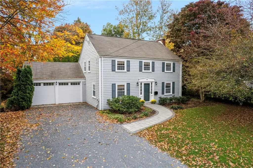 33 Melrose Avenue Barrington RI 02806