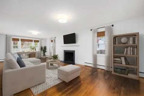 33 Melrose Avenue Barrington RI 02806