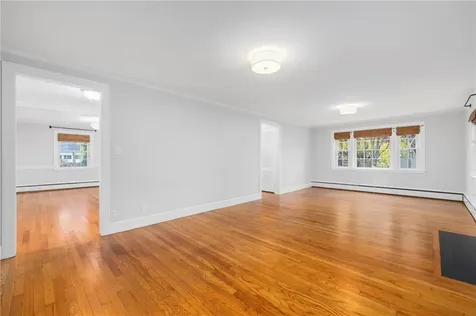 33 Melrose Avenue Barrington RI 02806