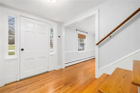 33 Melrose Avenue Barrington RI 02806