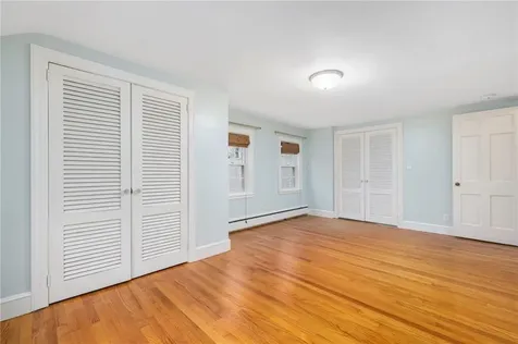 33 Melrose Avenue Barrington RI 02806