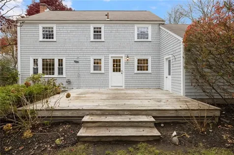 33 Melrose Avenue Barrington RI 02806