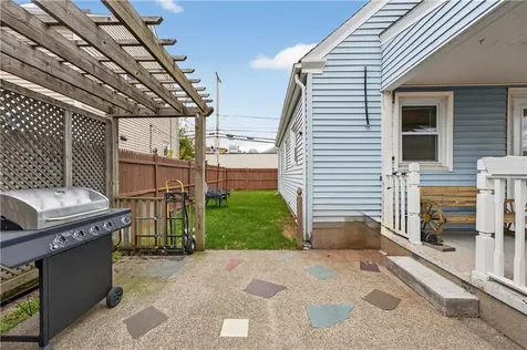 5 Robert Street Pawtucket RI 02861