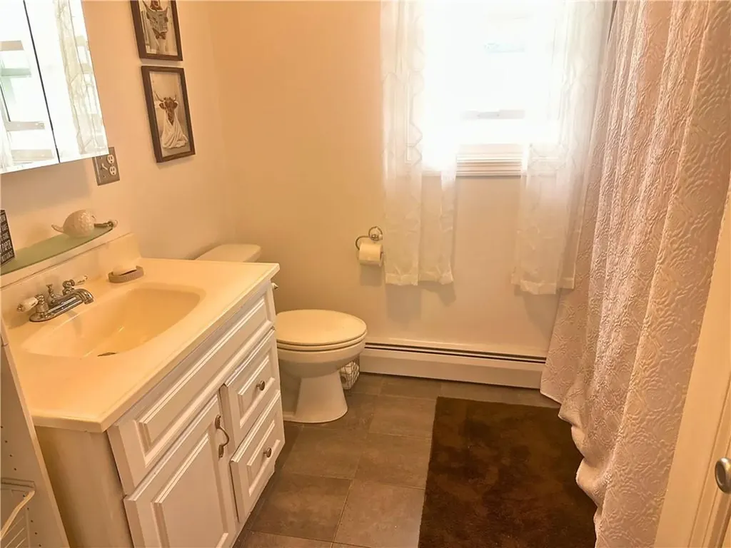 936 Greenville Avenue Smithfield RI 02828