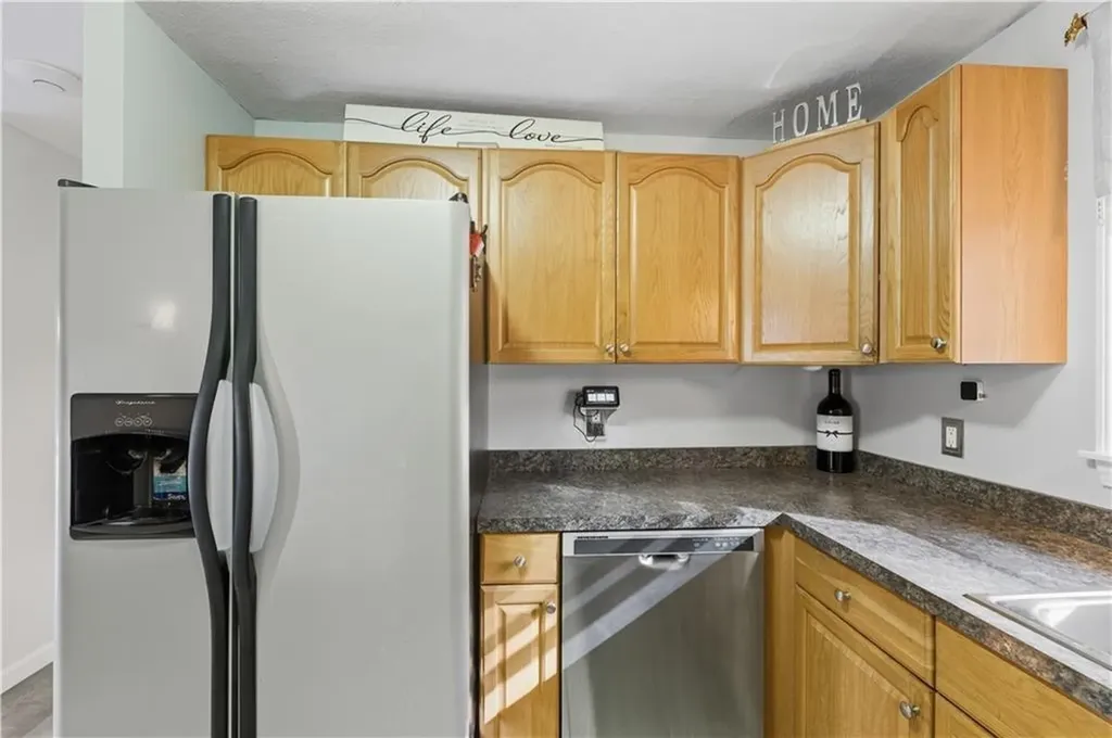 37 Carriage Road Cranston RI 02920