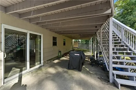 37 Carriage Road Cranston RI 02920