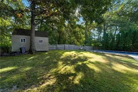 37 Carriage Road Cranston RI 02920