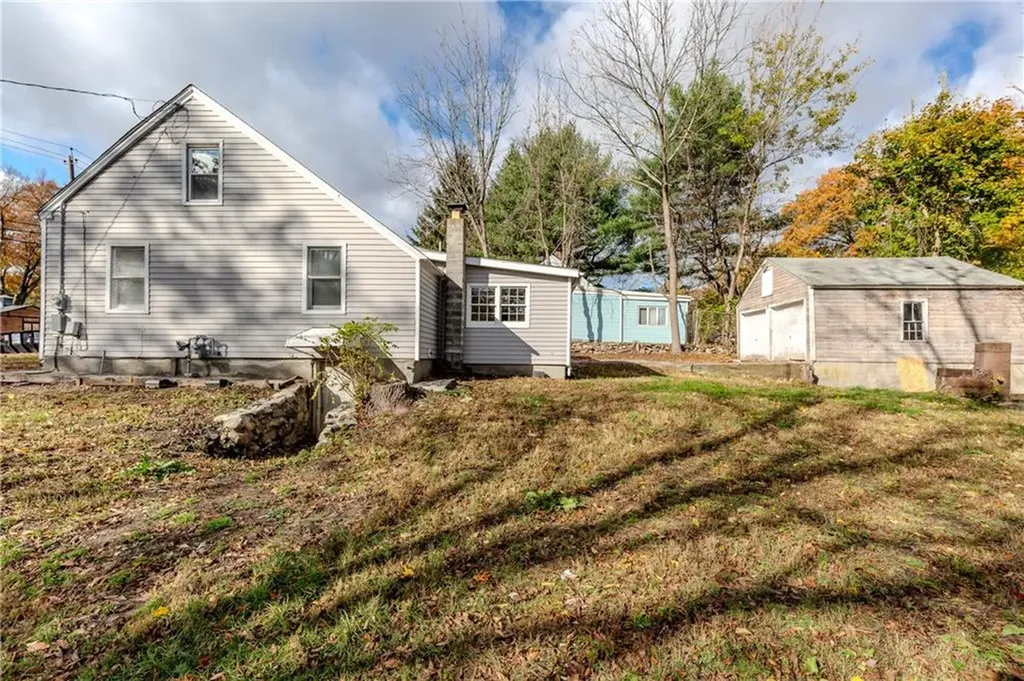 30 Bear Hill Road Cumberland RI 02864