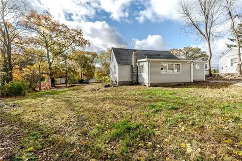 30 Bear Hill Road Cumberland RI 02864