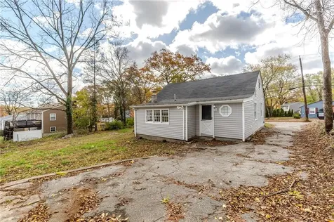 30 Bear Hill Road Cumberland RI 02864