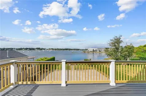 825 Hope Street Bristol RI 02809