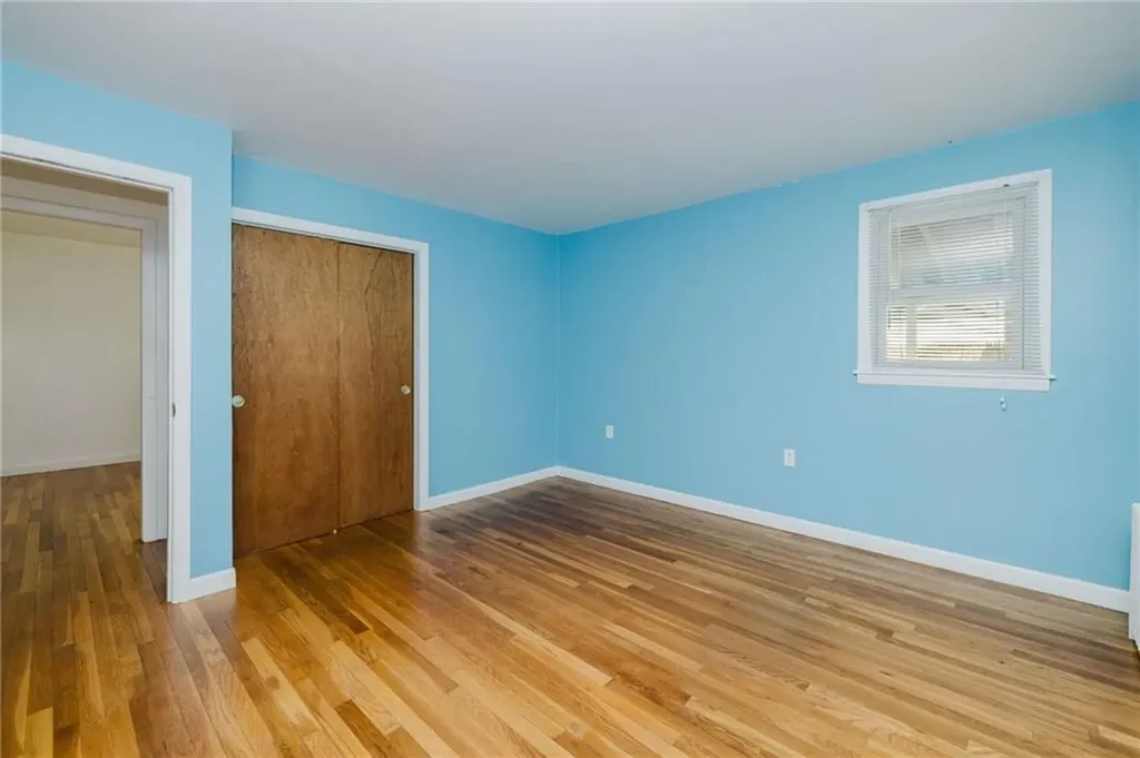 17 Whitaker Avenue East Providence RI 02916