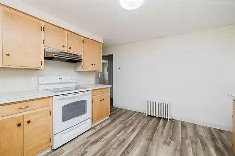 17 Whitaker Avenue East Providence RI 02916