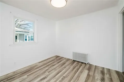 17 Whitaker Avenue East Providence RI 02916