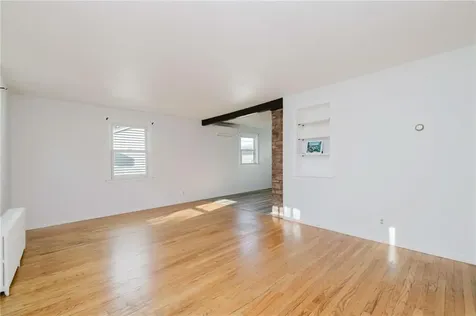 17 Whitaker Avenue East Providence RI 02916