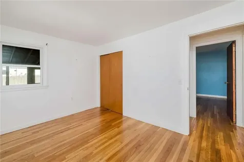 17 Whitaker Avenue East Providence RI 02916