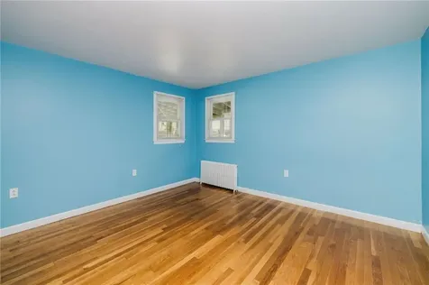 17 Whitaker Avenue East Providence RI 02916