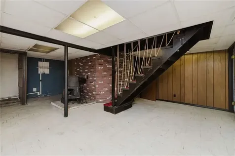 17 Whitaker Avenue East Providence RI 02916