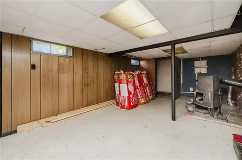 17 Whitaker Avenue East Providence RI 02916