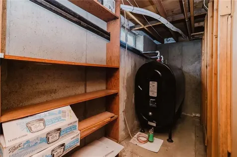 17 Whitaker Avenue East Providence RI 02916