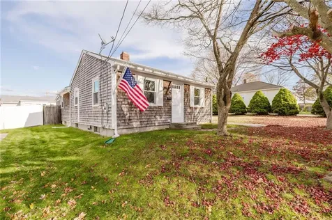 17 Whitaker Avenue East Providence RI 02916