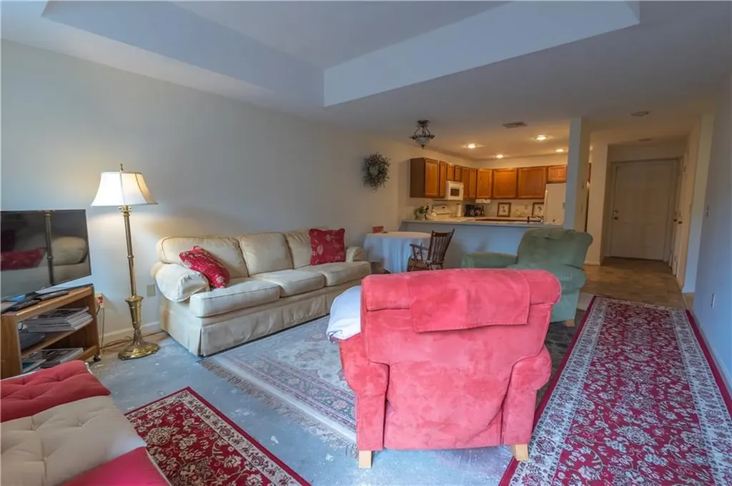 3524 West Shore Road Warwick RI 02886