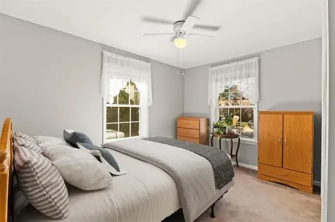 84 Lark Lane Tiverton RI 02878