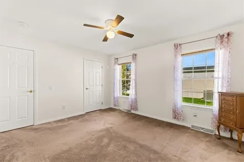 84 Lark Lane Tiverton RI 02878