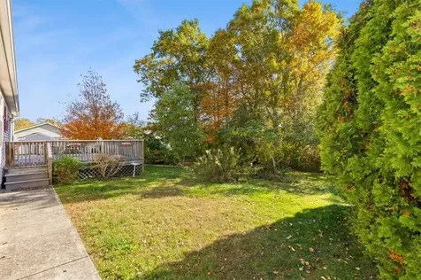 84 Lark Lane Tiverton RI 02878