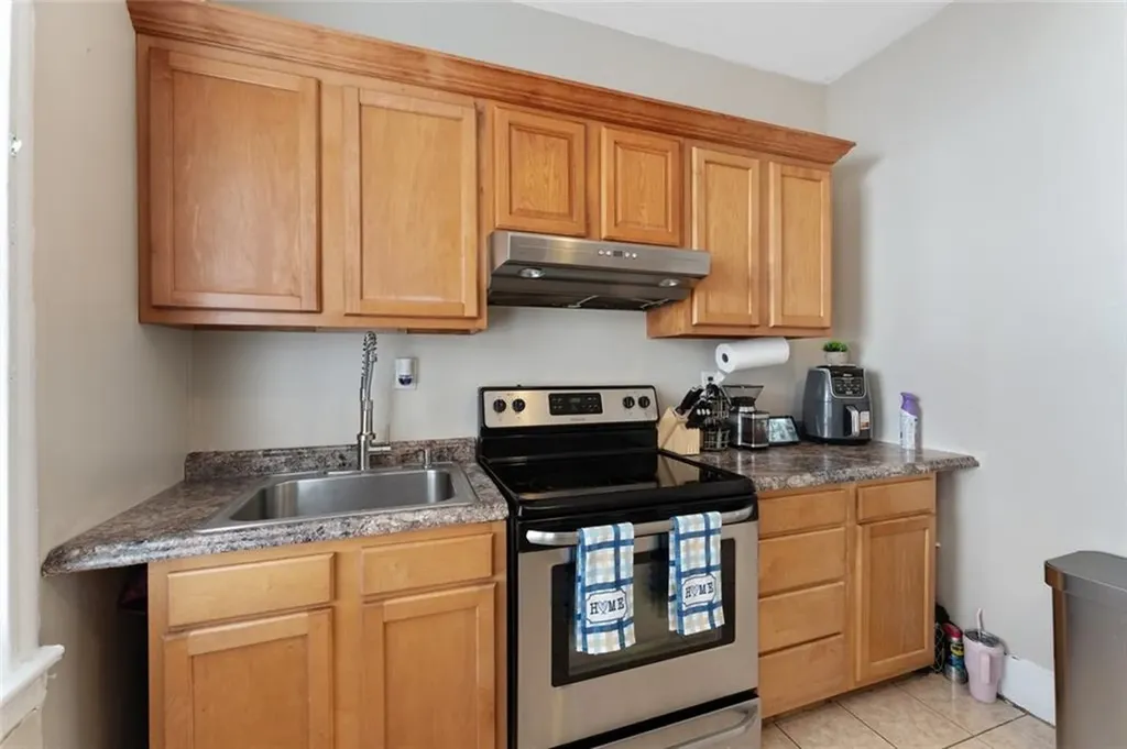 52 Cactus Street Providence RI 02905