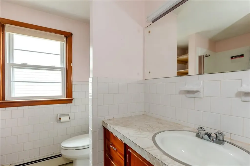 28 Lakeview Drive Smithfield RI 02828