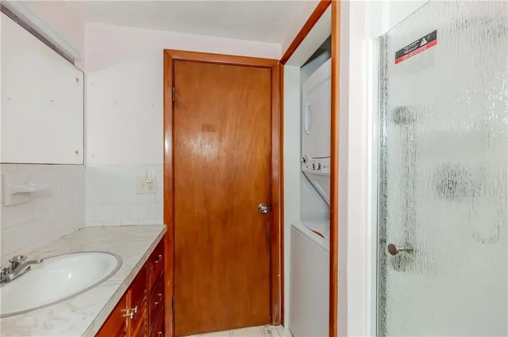 28 Lakeview Drive Smithfield RI 02828